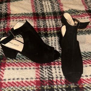 Nine West Black Heels with Chunky Heel